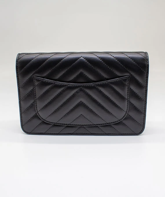 Chanel Black Chevron Wallet on Chain in Lambskin Leather with Gold hardware