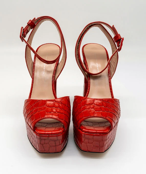 Giuseppe Zanotti Size 39 Crock Embossed Chunky Platform Sandals in Red