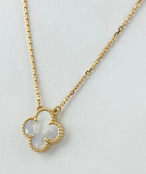 Van Cleef & Arpels Vintage Alhambra Mother of Pearl Pendant Necklace in 18k Yellow Gold