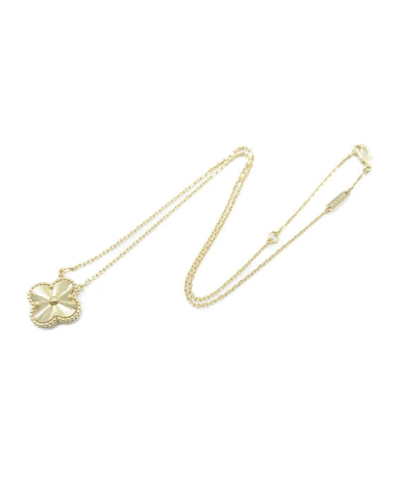 Van Cleef & Arpels Vintage Alhambra Necklace In 18k Yellow Gold