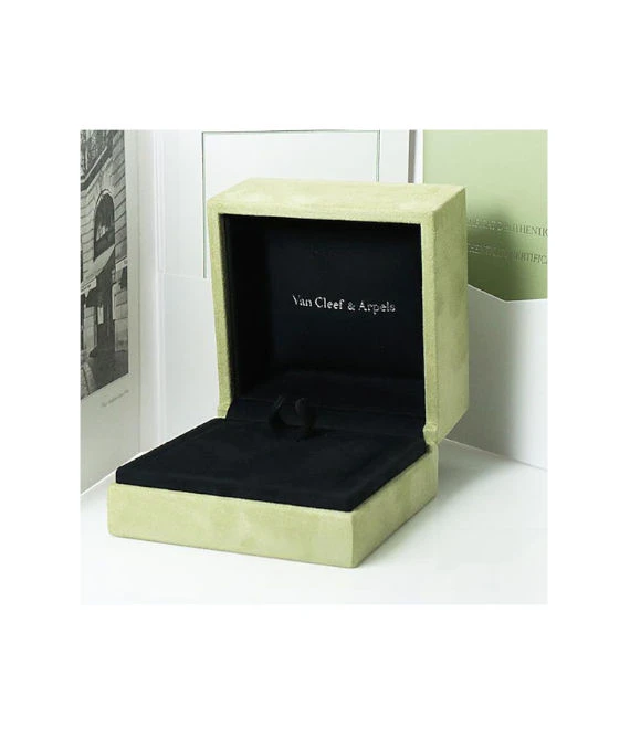 Van Cleef & Arpels Perlée Clover 18k Yellow Gold Diamond Ring