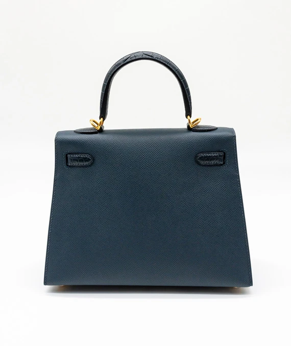 Hermes (Stamp B) Size 25 Blue Minuit Madame Leather Kelly Handbag with Gold Hardware