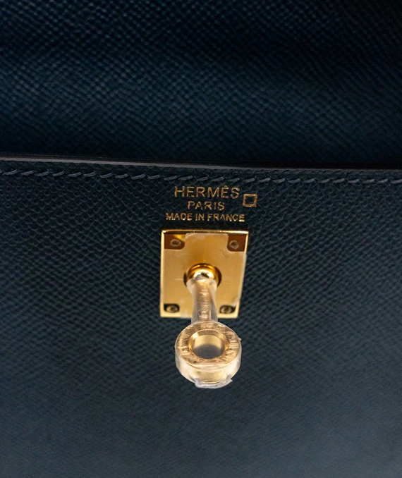 Hermes (Stamp B) Size 25 Blue Minuit Madame Leather Kelly Handbag with Gold Hardware