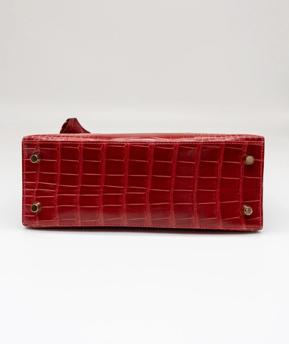 Hermes Size 25 Rouge Niloticus Crocodile Leather Kelly Handbag with Gold Hardware