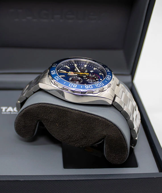 TAG Heuer Formula 1 X Red Bull Racing 43mm quartz wristwatch